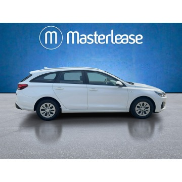 Hyundai i30  Kombi 2020,  1.5 benzyna - Na sprzedaż za 49 850 zł - Warszawa - zdjęcie 4