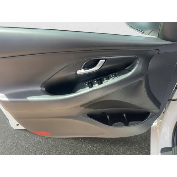 Hyundai i30  Kombi 2020,  1.5 benzyna - Na sprzedaż za 47 850 zł - Warszawa - zdjęcie 10