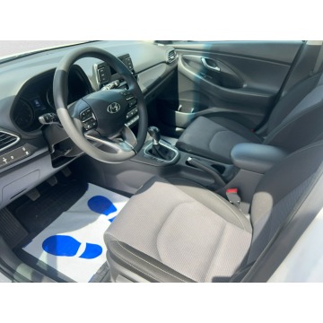 Hyundai i30  Kombi 2020,  1.5 benzyna - Na sprzedaż za 47 850 zł - Warszawa - zdjęcie 12