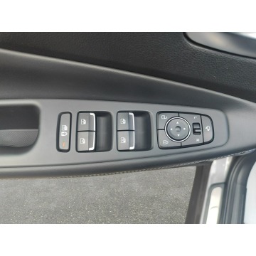 Hyundai Santa Fe  SUV 2020,  1.6 hybryda, automat - Na sprzedaż za 129 850 zł - Warszawa - zdjęcie 11