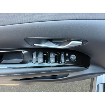 Hyundai Tucson  SUV 2021,  1.6 benzyna, automat - Na sprzedaż za 94 850 zł - Warszawa - zdjęcie 11