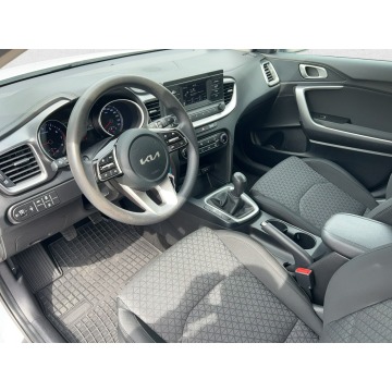 Kia Ceed  Kombi 2022,  1.0 benzyna - Na sprzedaż za 42 850 zł - Warszawa - zdjęcie 12