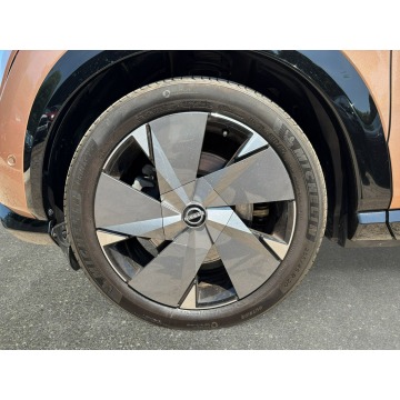 Nissan   SUV 2023 elektryczny, automat - Na sprzedaż za 172 850 zł - Warszawa - zdjęcie 9