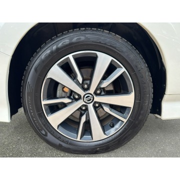 Nissan Leaf  Hatchback 2021 elektryczny, automat - Na sprzedaż za 52 850 zł - Warszawa - zdjęcie 9