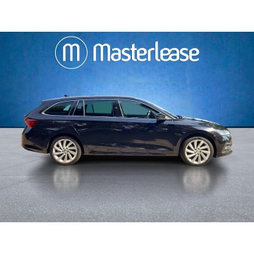 Skoda Octavia  Kombi 2023,  2.0 diesel, automat - Na sprzedaż za 87 850 zł - Warszawa - zdjęcie 4