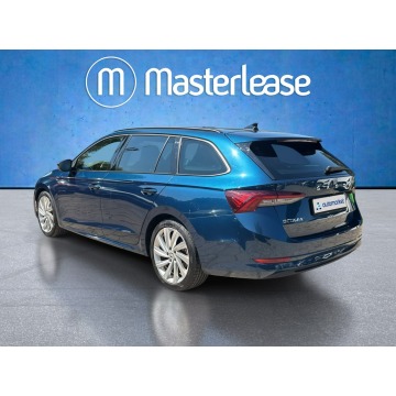 Skoda Octavia  Kombi 2023,  2.0 diesel, automat - Na sprzedaż za 91 850 zł - Warszawa - zdjęcie 7