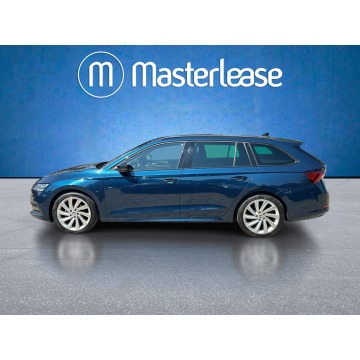 Skoda Octavia  Kombi 2023,  2.0 diesel, automat - Na sprzedaż za 91 850 zł - Warszawa - zdjęcie 8