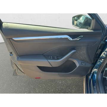 Skoda Octavia  Kombi 2023,  2.0 diesel, automat - Na sprzedaż za 91 850 zł - Warszawa - zdjęcie 10