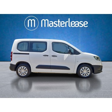 Toyota ProAce  Minivan/Van 2021,  1.5 diesel - Na sprzedaż za 59 850 zł - Warszawa - zdjęcie 4