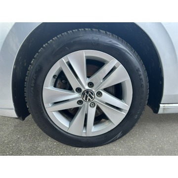 Volkswagen Golf  Kombi 2023,  2.0 diesel - Na sprzedaż za 63 850 zł - Warszawa - zdjęcie 9