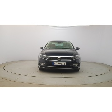Volkswagen Passat  Sedan/Limuzyna 2022,  2.0 benzyna, automat - Na sprzedaż za 129 850 zł - Warszawa - zdjęcie 2