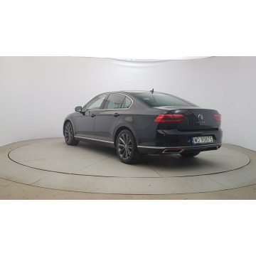 Volkswagen Passat  Sedan/Limuzyna 2022,  2.0 benzyna, automat - Na sprzedaż za 129 850 zł - Warszawa - zdjęcie 8