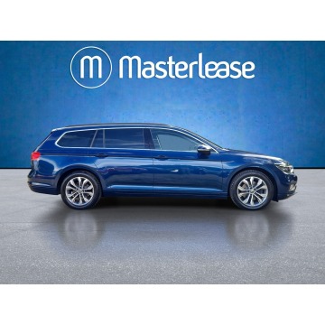 Volkswagen Passat  Sedan/Limuzyna 2023,  2.0 diesel - Na sprzedaż za 84 850 zł - Warszawa - zdjęcie 4