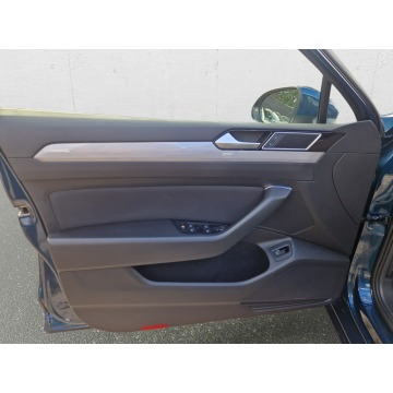 Volkswagen Passat  Sedan/Limuzyna 2023,  2.0 diesel - Na sprzedaż za 84 850 zł - Warszawa - zdjęcie 10