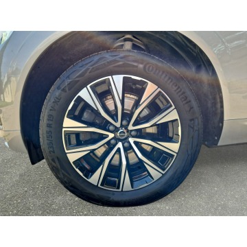 Volvo   SUV 2023,  2.0 benzyna, automat - Na sprzedaż za 147 850 zł - Warszawa - zdjęcie 9