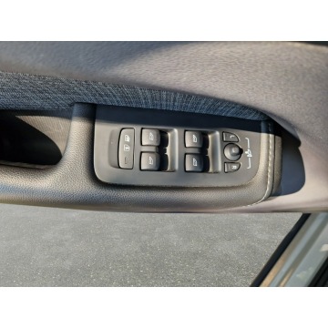 Volvo   SUV 2023,  2.0 benzyna, automat - Na sprzedaż za 147 850 zł - Warszawa - zdjęcie 11