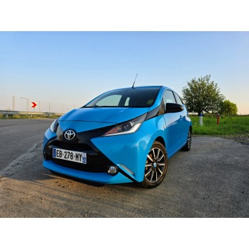 Toyota Aygo  Hatchback 2016,  1.0 benzyna - Na sprzedaż za 31 900 zł - Więcławice Stare - zdjęcie 10