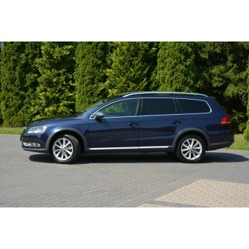Volkswagen Passat  Kombi 2012,  2.0 diesel - Na sprzedaż za 30 900 zł - Ostrów Mazowiecka - zdjęcie 4