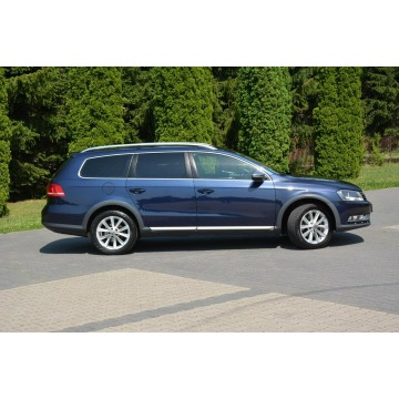 Volkswagen Passat  Kombi 2012,  2.0 diesel - Na sprzedaż za 30 900 zł - Ostrów Mazowiecka - zdjęcie 9
