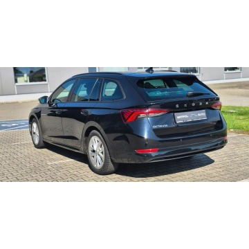 Skoda Octavia  Kombi 2020,  1.5 benzyna - Na sprzedaż za 73 000 zł - Studzienice - zdjęcie 7