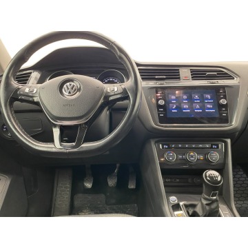 Volkswagen Tiguan Allspace  SUV 2017,  2.0 diesel - Na sprzedaż za 89 900 zł - Warszawa - zdjęcie 9