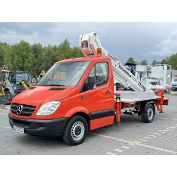 Mercedes - Benz Sprinter 2010,  2.5 diesel - Na sprzedaż za 252 150 zł - Widełki - zdjęcie 10