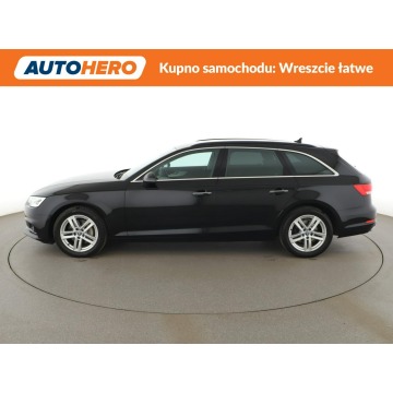 Audi A4  Kombi 2019,  2.0 diesel, automat - Na sprzedaż za 74 600 zł - Warszawa - zdjęcie 2