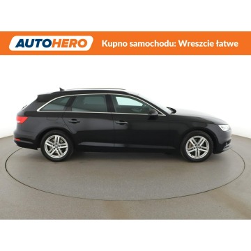 Audi A4  Kombi 2019,  2.0 diesel, automat - Na sprzedaż za 74 600 zł - Warszawa - zdjęcie 9