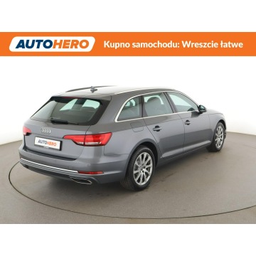 Audi A4  Kombi 2018,  2.0 diesel, automat - Na sprzedaż za 62 600 zł - Warszawa - zdjęcie 7