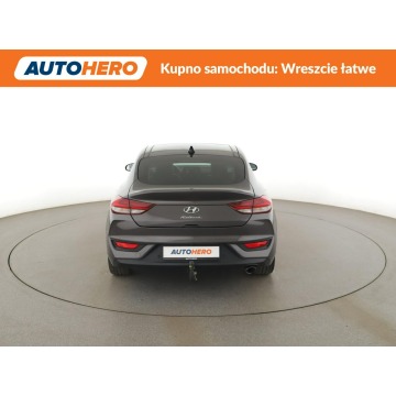 Hyundai i30  Liftback 2017,  1.4 benzyna, automat - Na sprzedaż za 51 000 zł - Warszawa - zdjęcie 6
