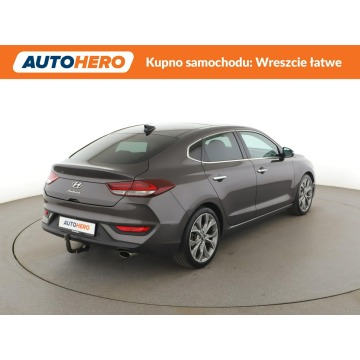 Hyundai i30  Liftback 2017,  1.4 benzyna, automat - Na sprzedaż za 51 000 zł - Warszawa - zdjęcie 7