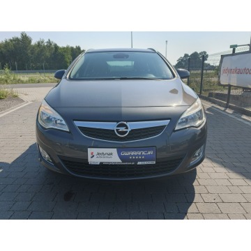 Opel Astra  Kombi 2012,  1.4 benzyna - Na sprzedaż za 18 800 zł - Lipówki - zdjęcie 4