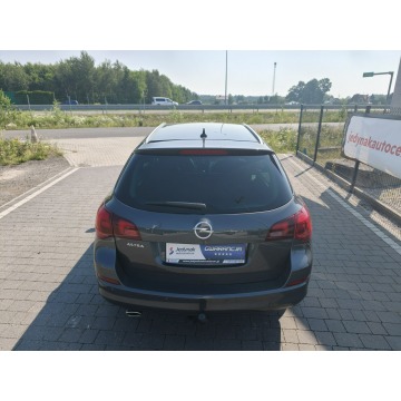 Opel Astra  Kombi 2012,  1.4 benzyna - Na sprzedaż za 18 800 zł - Lipówki - zdjęcie 7