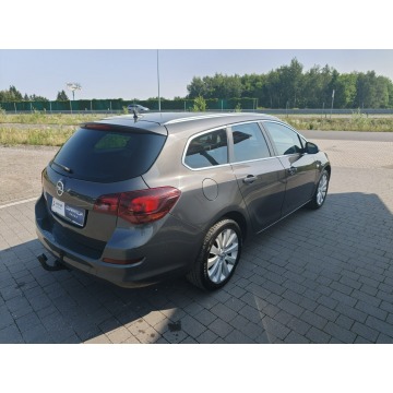 Opel Astra  Kombi 2012,  1.4 benzyna - Na sprzedaż za 18 800 zł - Lipówki - zdjęcie 10