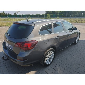 Opel Astra  Kombi 2012,  1.4 benzyna - Na sprzedaż za 18 800 zł - Lipówki - zdjęcie 11