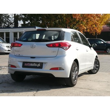 Hyundai i20  Hatchback 2017,  1.2 benzyna - Na sprzedaż za 35 900 zł - Warszawa - zdjęcie 3