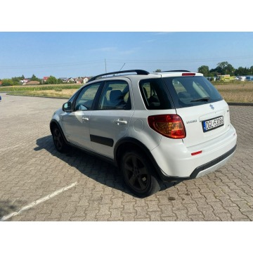 Suzuki SX4  Hatchback 2011,  2.0 diesel - Na sprzedaż za 13 999 zł - Głogów - zdjęcie 6