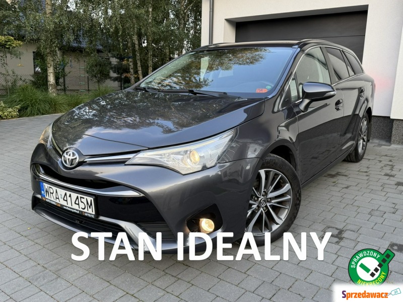 Toyota Avensis  Kombi 2016,  1.8 benzyna, automat - Na sprzedaż za 58 900 zł - Kotarwice
