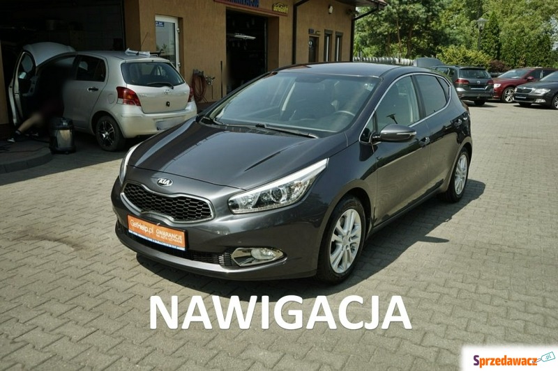 Kia Ceed  Hatchback 2015,  1.4 benzyna - Na sprzedaż za 24 800 zł - Płock
