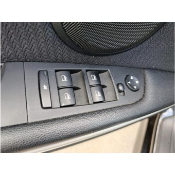 BMW Seria 3  Kombi 2010,  2.0 benzyna - Na sprzedaż za 16 900 zł - Warszawa - zdjęcie 4