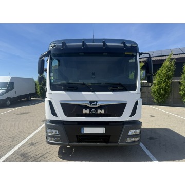Man  2020,  4.6 diesel, automat - Na sprzedaż za 174 537 zł - Zielona Łąka - zdjęcie 2