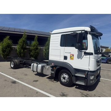 Man  2020,  4.6 diesel, automat - Na sprzedaż za 174 537 zł - Zielona Łąka - zdjęcie 3