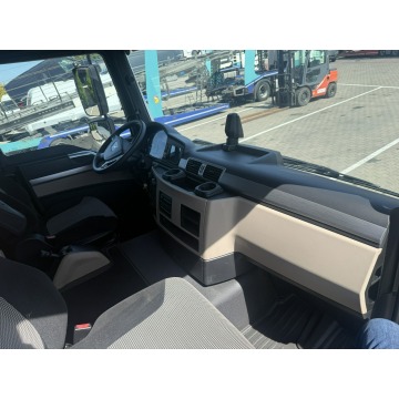 Man  2020,  4.6 diesel, automat - Na sprzedaż za 174 537 zł - Zielona Łąka - zdjęcie 4