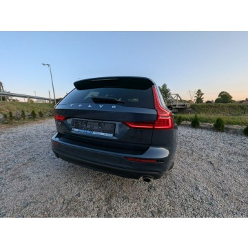 Volvo V60  Kombi 2021,  2.0 diesel, automat - Na sprzedaż za 84 900 zł - Kamienna Góra - zdjęcie 9