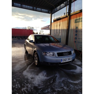 Audi A4  Sedan/Limuzyna 2001,  2.0 benzyna - Na sprzedaż za 4 600,00 zł - Biały Bór - zdjęcie 2