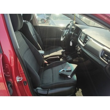 Kia Stonic  SUV 2018,  1.4 benzyna - Na sprzedaż za 48 800 zł - Pogwizdów - zdjęcie 11