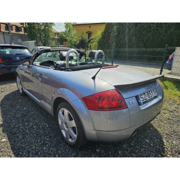 Audi TT  Kabriolet 1999,  1.8 benzyna - Na sprzedaż za 26 900 zł - Ruda Śląska - zdjęcie 8