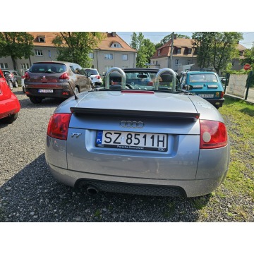 Audi TT  Kabriolet 1999,  1.8 benzyna - Na sprzedaż za 26 900 zł - Ruda Śląska - zdjęcie 7