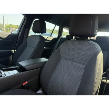 Opel Insignia  Kombi 2022,  2.0 diesel, automat - Na sprzedaż za 59 900 zł - Będzin - zdjęcie 10