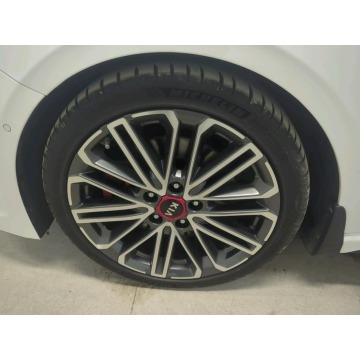 Kia Ceed  Hatchback 2021,  1.6 benzyna, automat - Na sprzedaż za 94 800 zł - Pęcice - zdjęcie 12